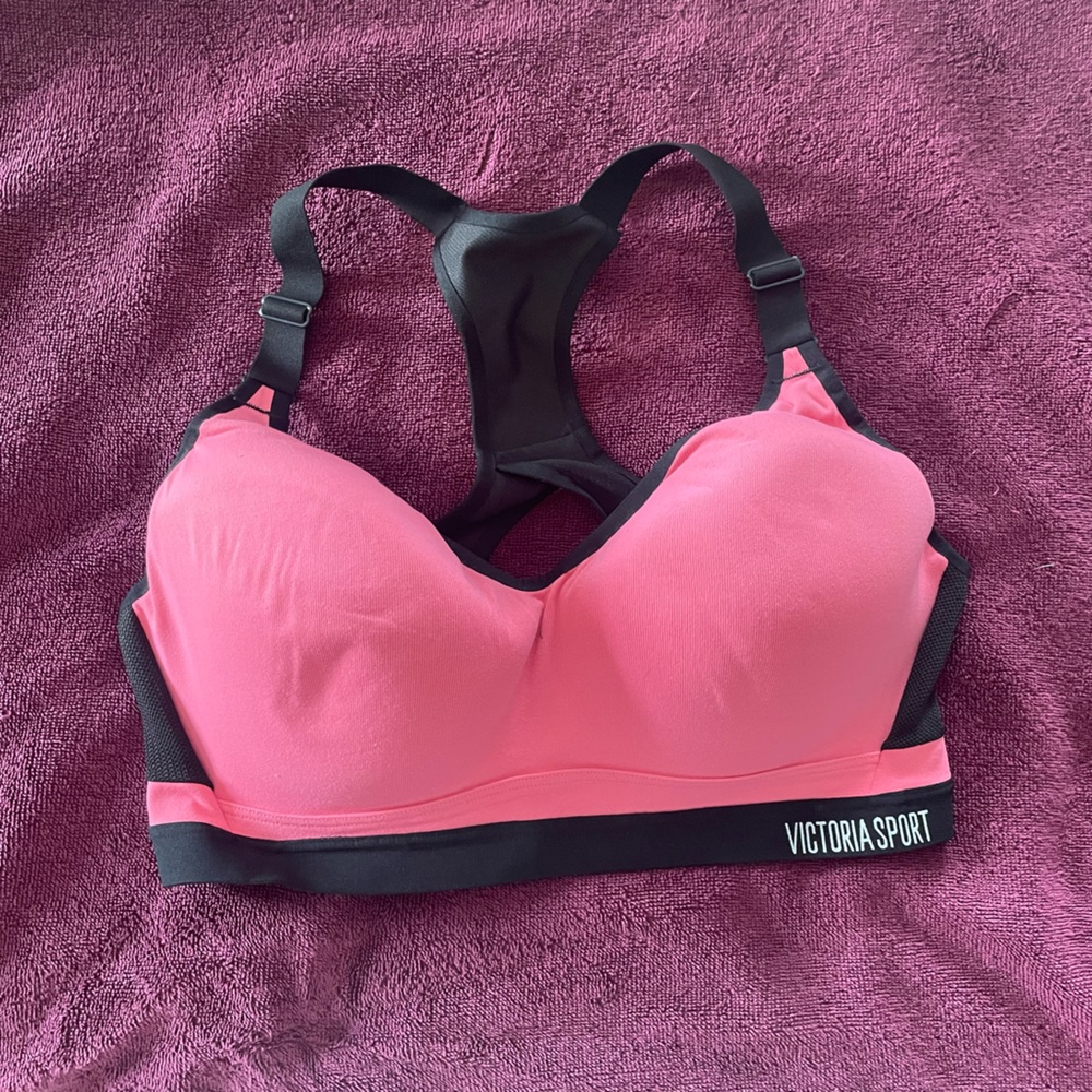Like new Victoria Secret Sports Bra 36D